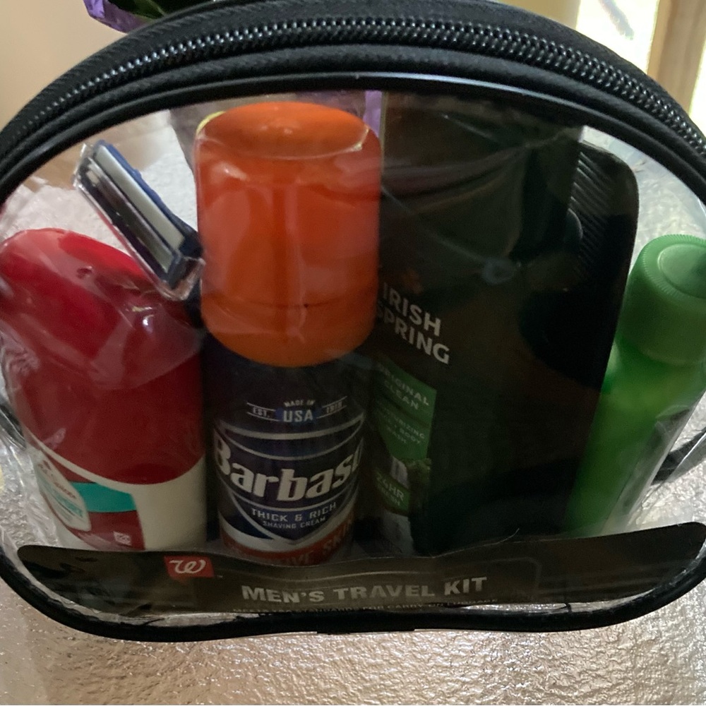 Travel packs. His and hers. Take it when you go away and you are all set - Picture 6 of 6